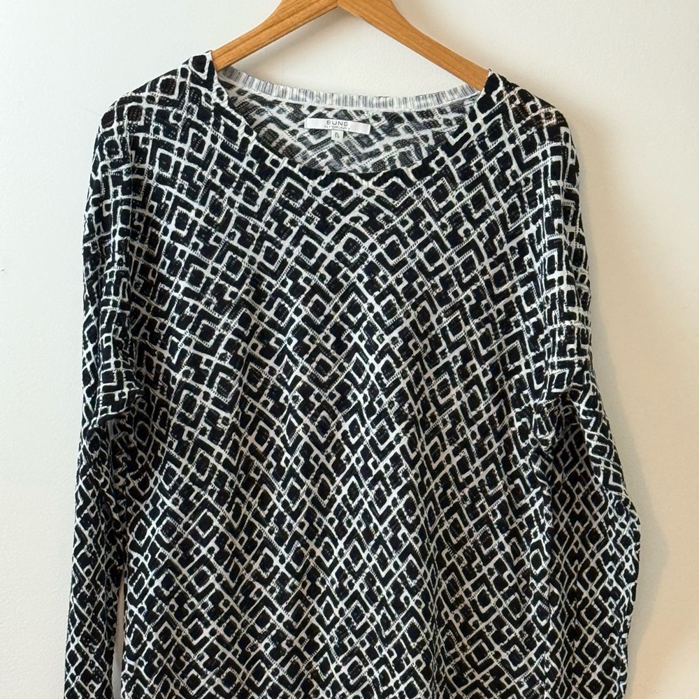 Alfred Sung (SUNG) Geometric Open-Knit Sweater Top – Size XL